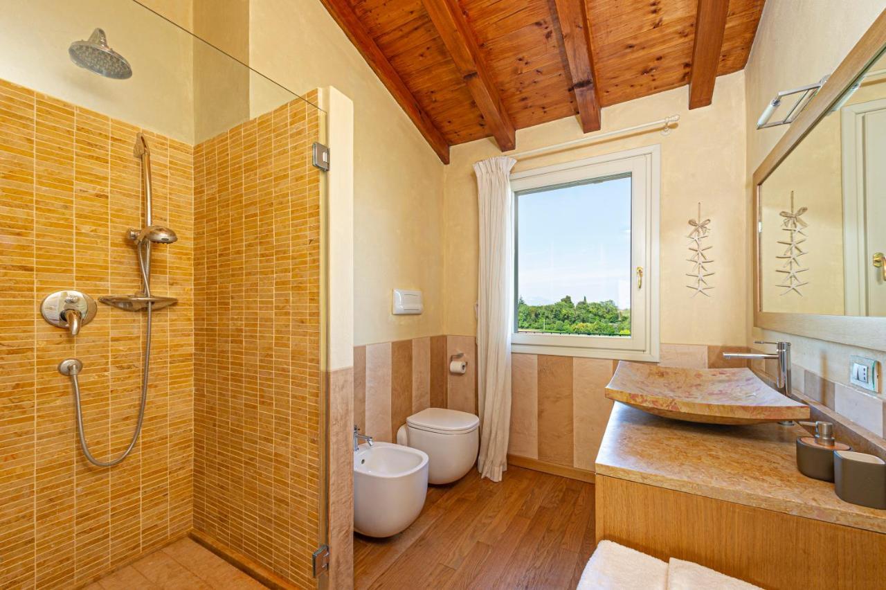 Villa Pratello Padenghe sul Garda Ngoại thất bức ảnh